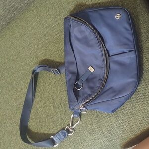 lululemon athletica Navy Crossbody Bag 5L